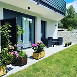 Z Widokiem - Z Widokiem Na Gory I Zewnetrzna Balia Apartment Szklarska Poreba